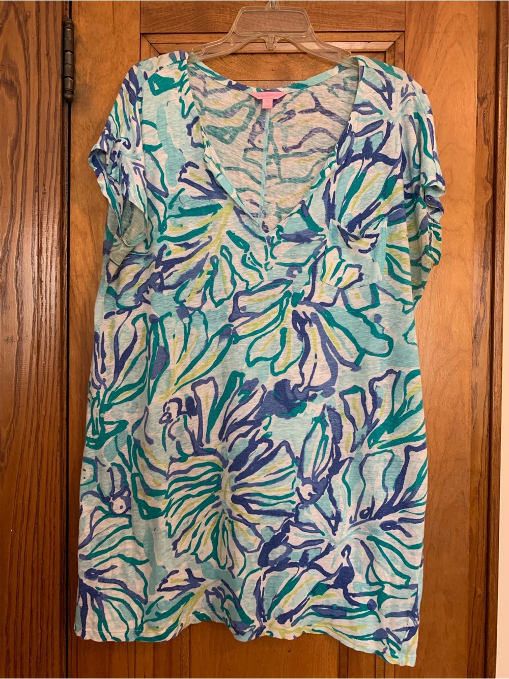 Lilly Pulitzer Size XL V-Neck Short Sleeve T-Shirt Dress
